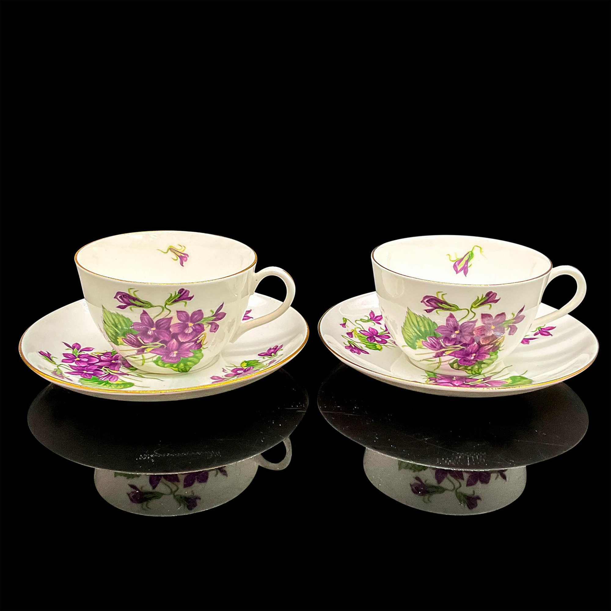 4pc Shelley England Cups and Saucers, Violets