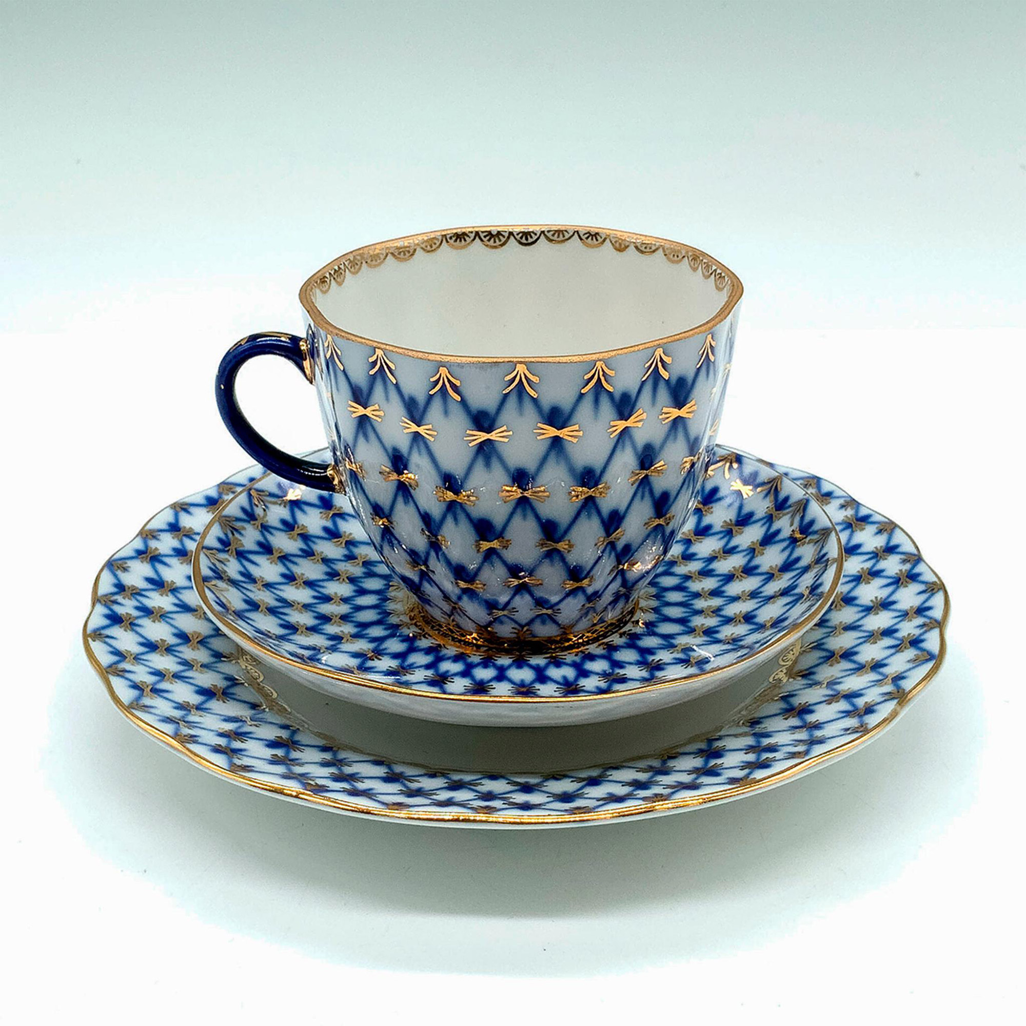 Lomonosov LFZ Porcelain Cobalt Net Pattern Tea Trio