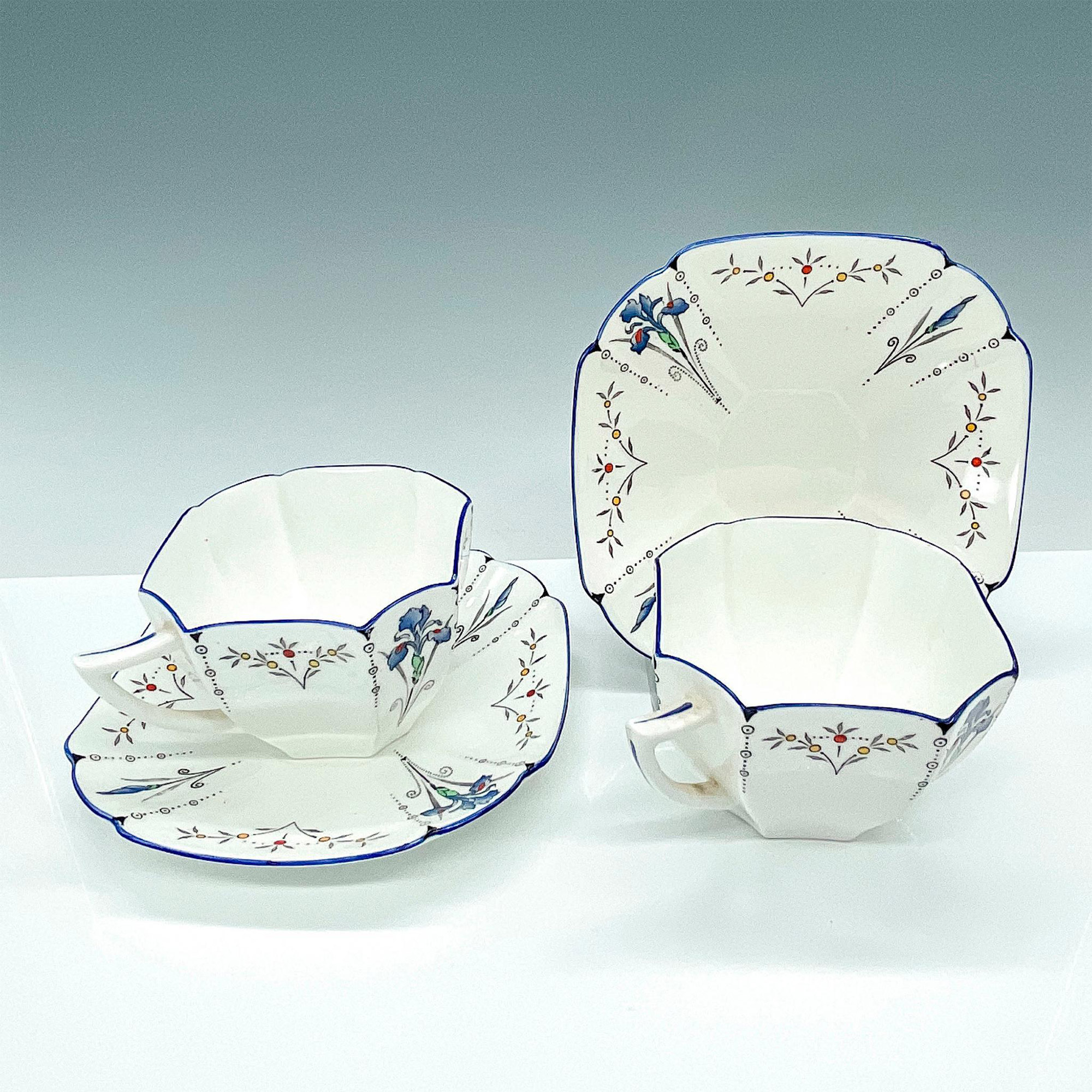 Pair of Shelley Fine Bone China Teacups w/Saucers, Blue Iris - Image 2 of 3