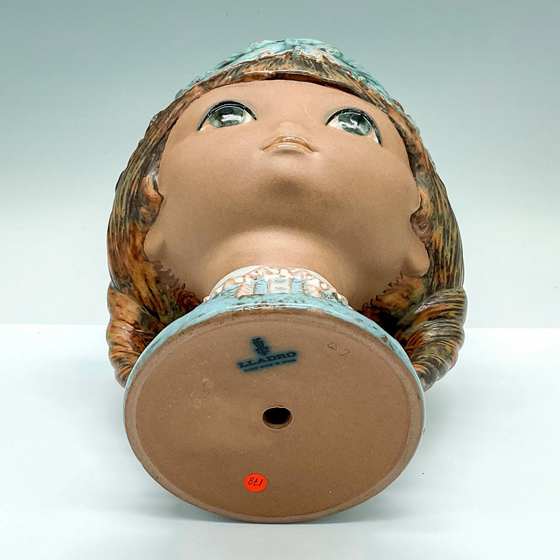 Girl's Head 1012042 - Lladro Porcelain Gres Sculpture - Image 3 of 3