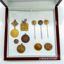 Rene Lalique (French, 1860-1945) 11 Gilt and Bronze WWI Medals