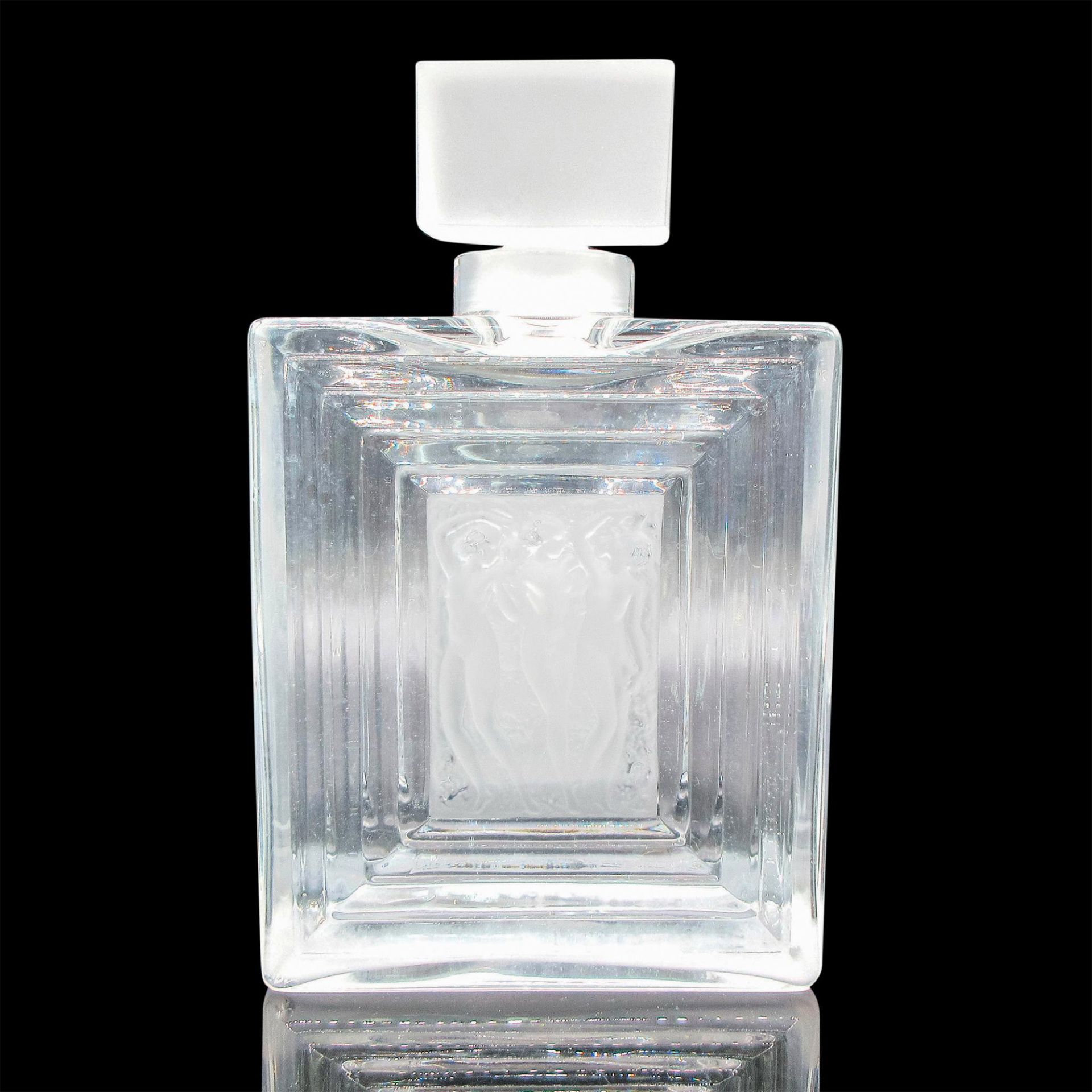 Lalique Crystal Perfume Bottle, Duncan