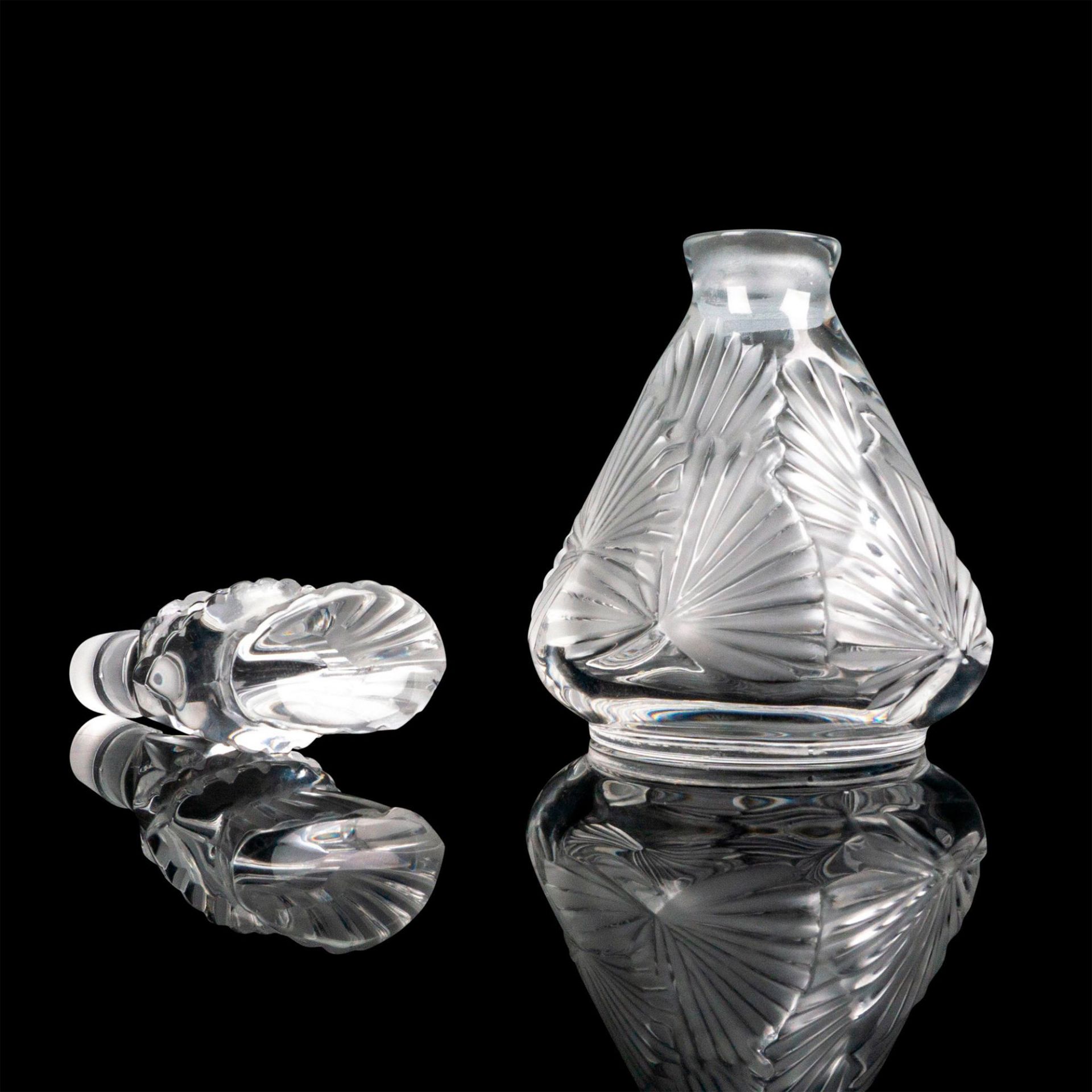 Lalique Crystal Perfume Bottle, Palmettes - Image 2 of 3