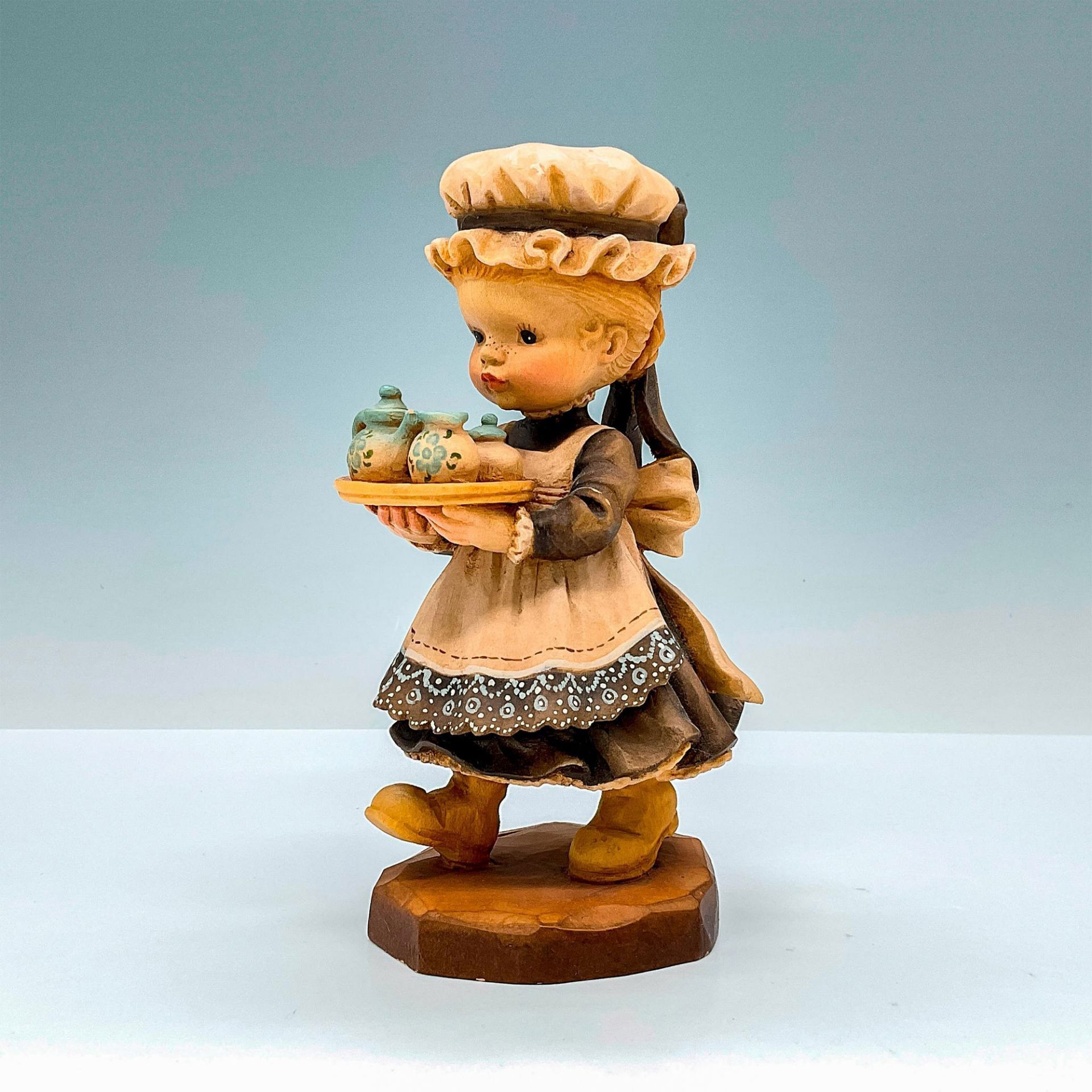 Anri Italy Wood Carved Figurine, Afternoon Tea