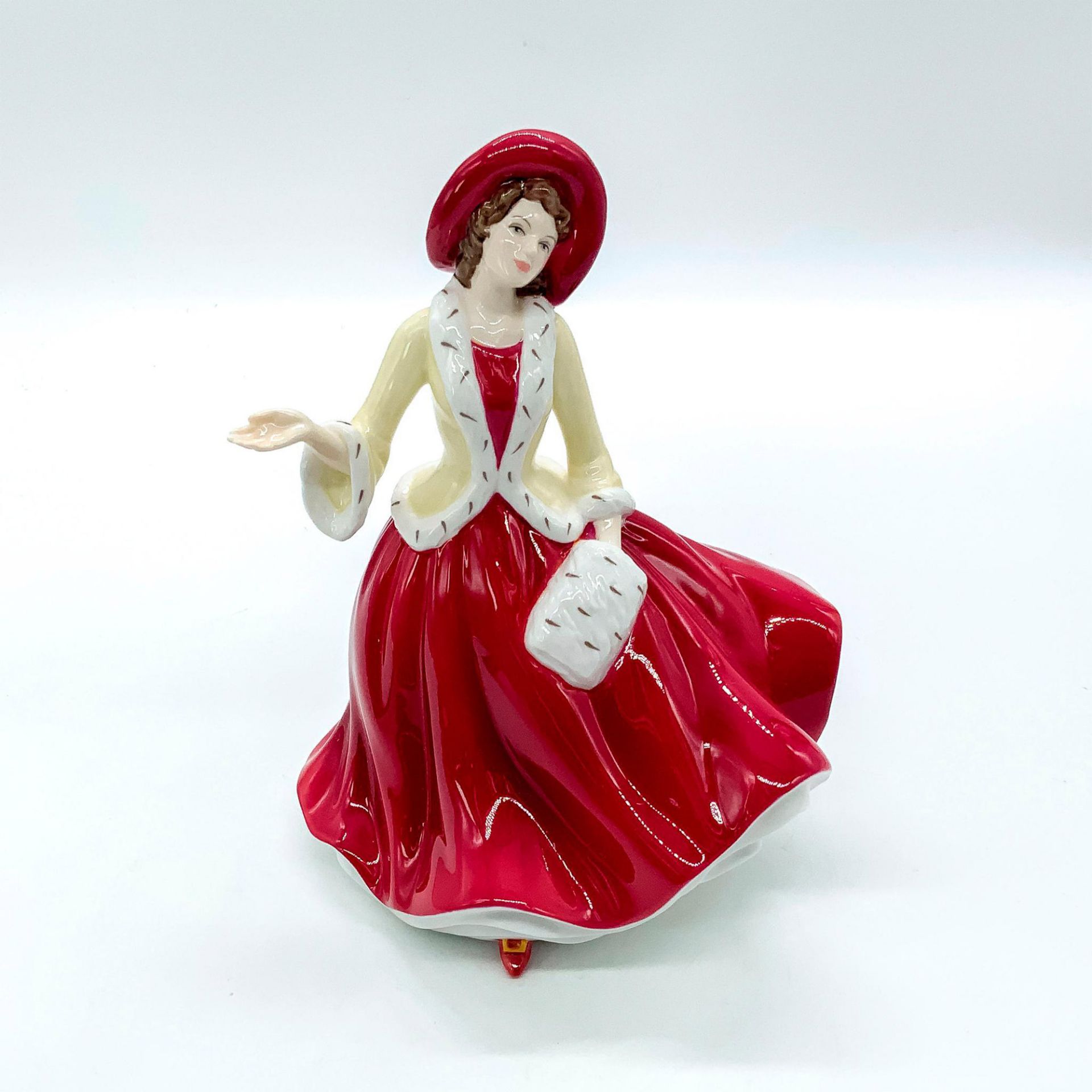 Christmas Day 2009 PetiteHN5350 - Royal Doulton Figurine