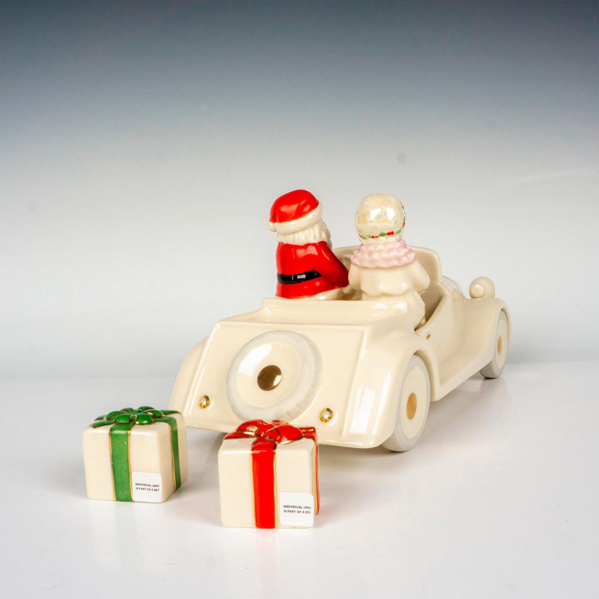Lenox Porcelain Figurine Salt and Pepper, Santa Car - Bild 2 aus 4