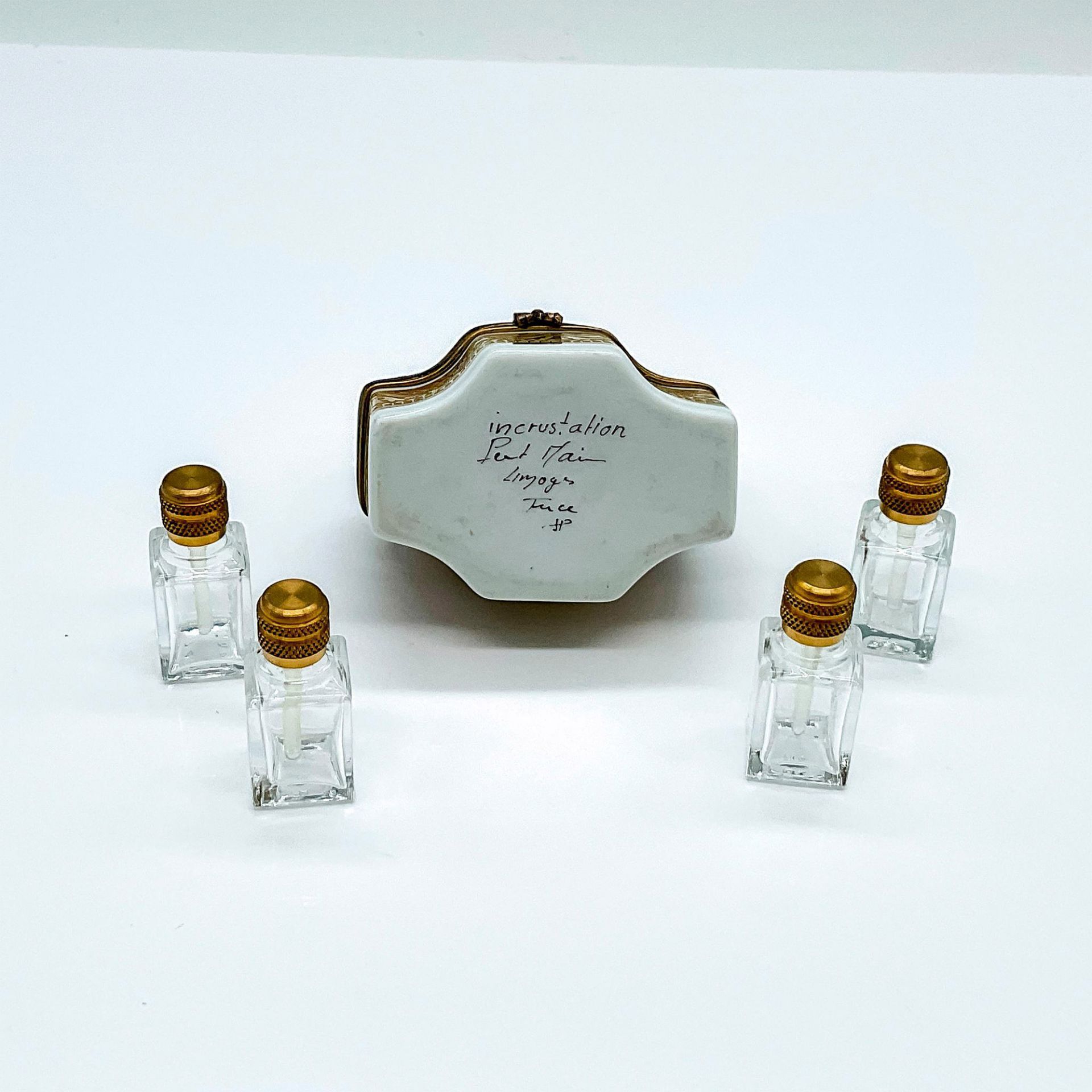 Limoges HP Porcelain Decorative Perfume Box - Image 3 of 3