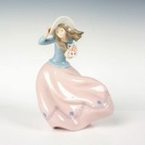 Blustery Day 1005588 - Lladro Porcelain Figurine
