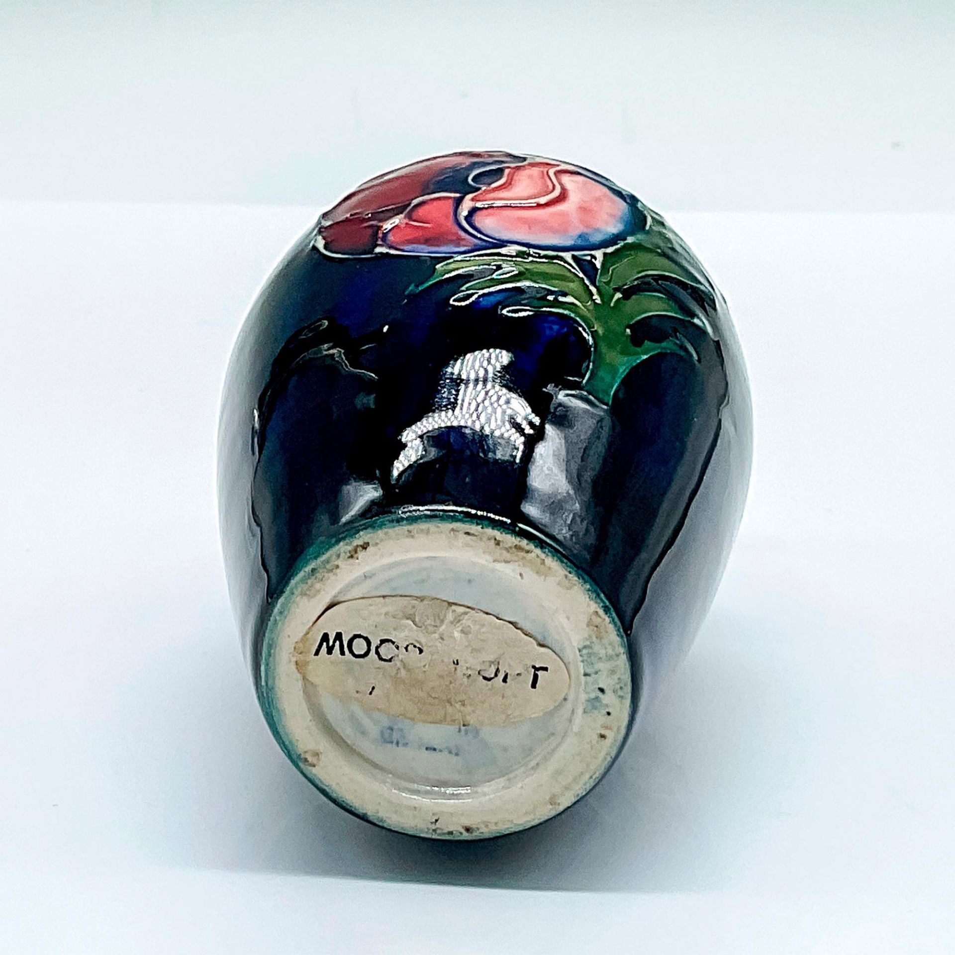 Moorcroft Pottery Vase, Anemone - Bild 3 aus 3