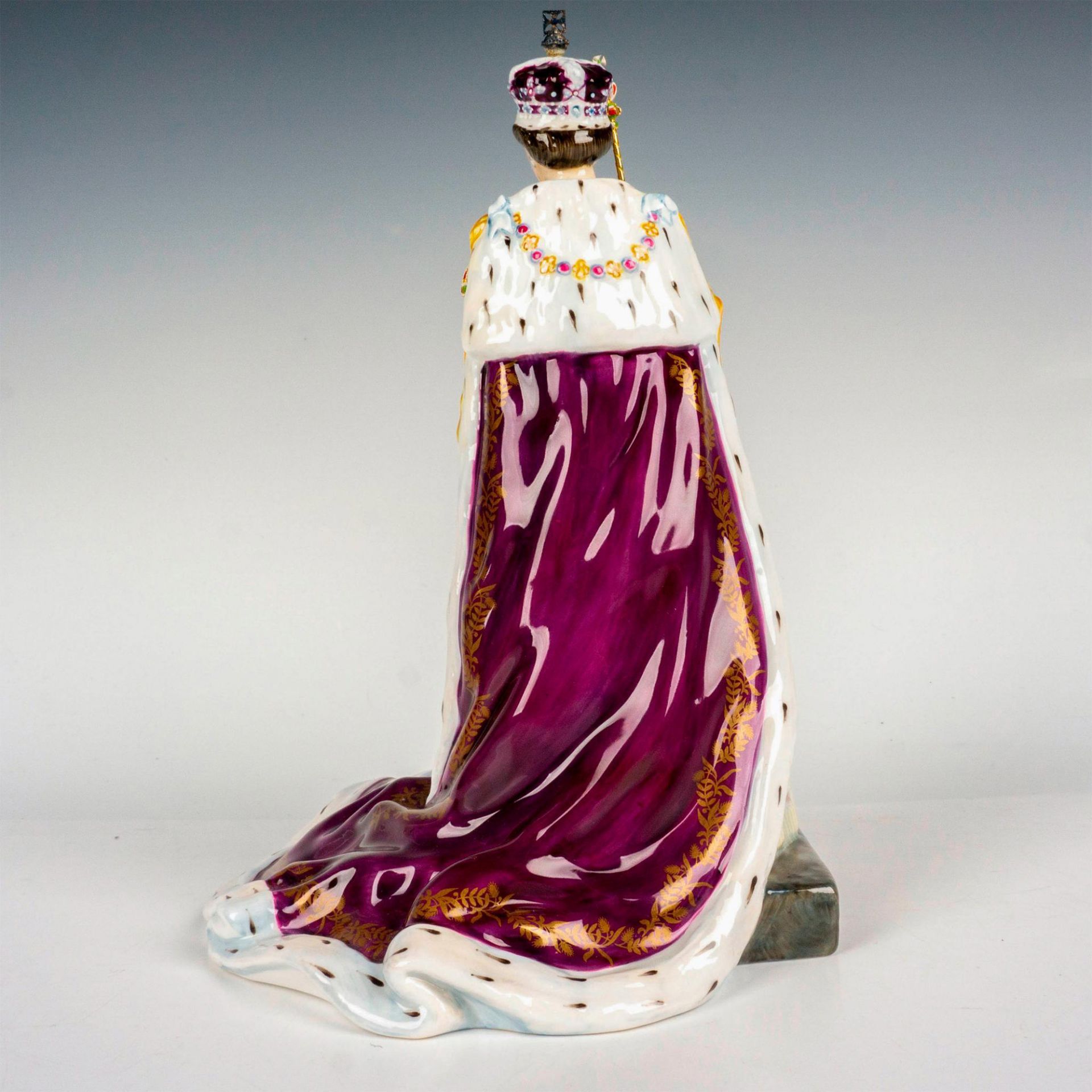 Queen Elizabeth II - HN3436 - Royal Doulton Figurine - Image 2 of 3