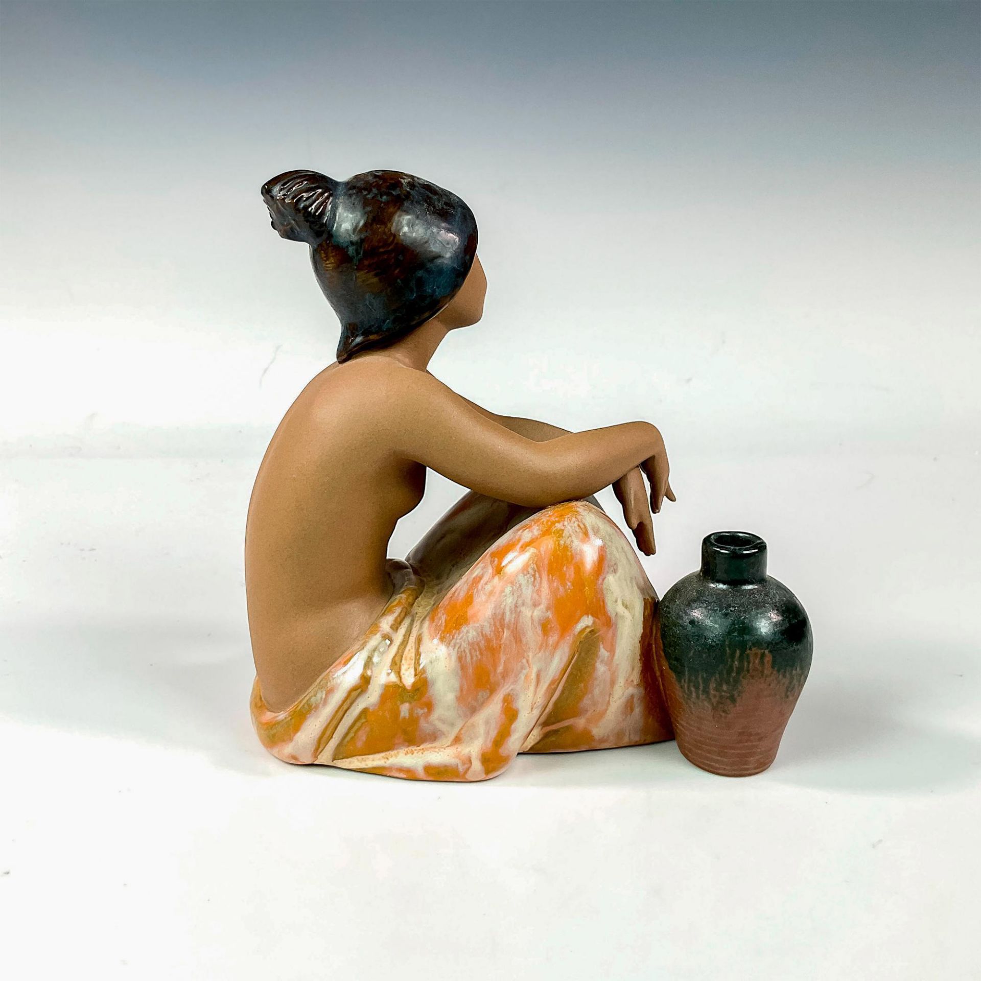 Gabriela 1012145 - Lladro Porcelain Figurine - Image 2 of 3