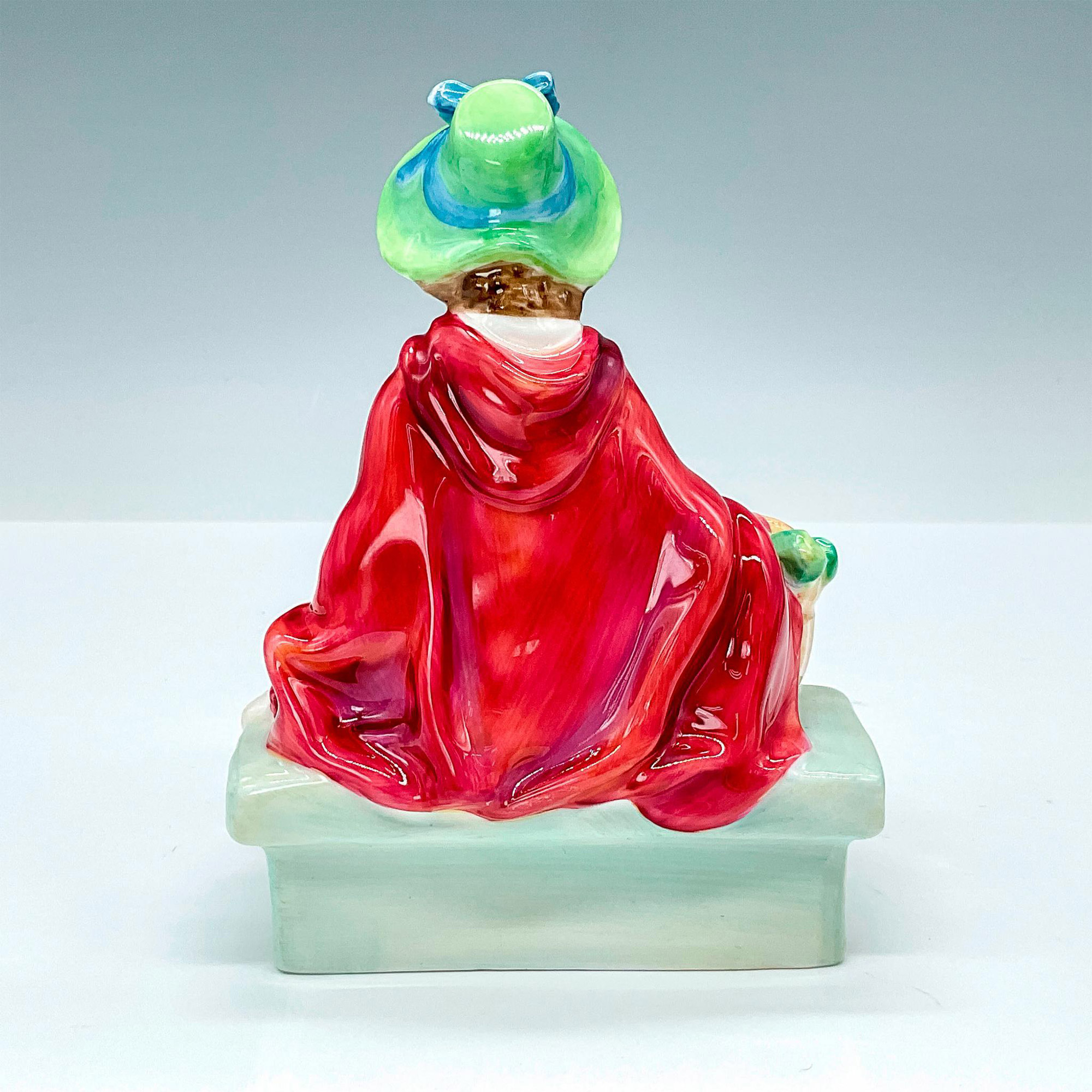 Linda HN2106 - Royal Doulton Figurine - Image 2 of 3