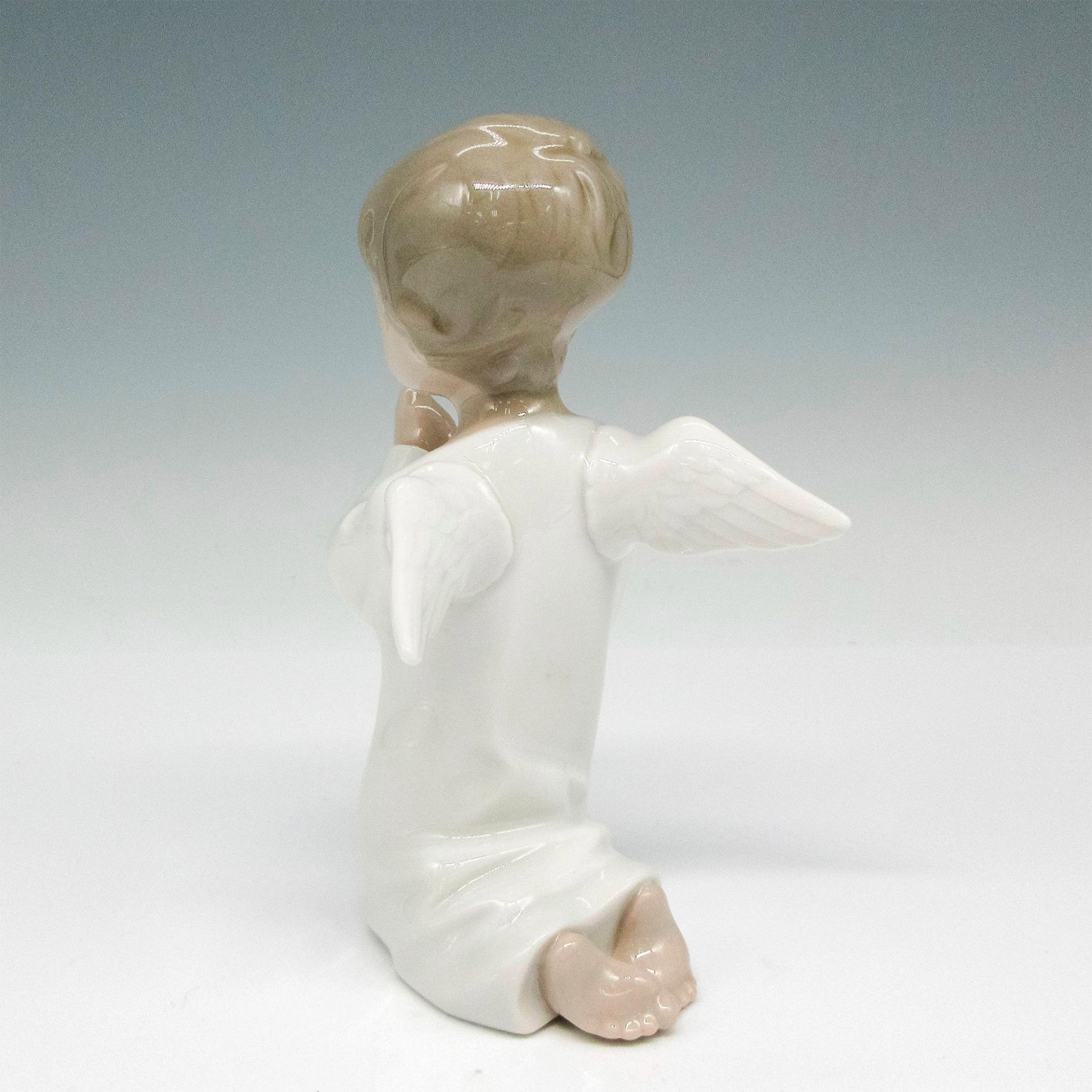 Angel Praying 1004538 - Lladro Porcelain Figurine - Image 2 of 3