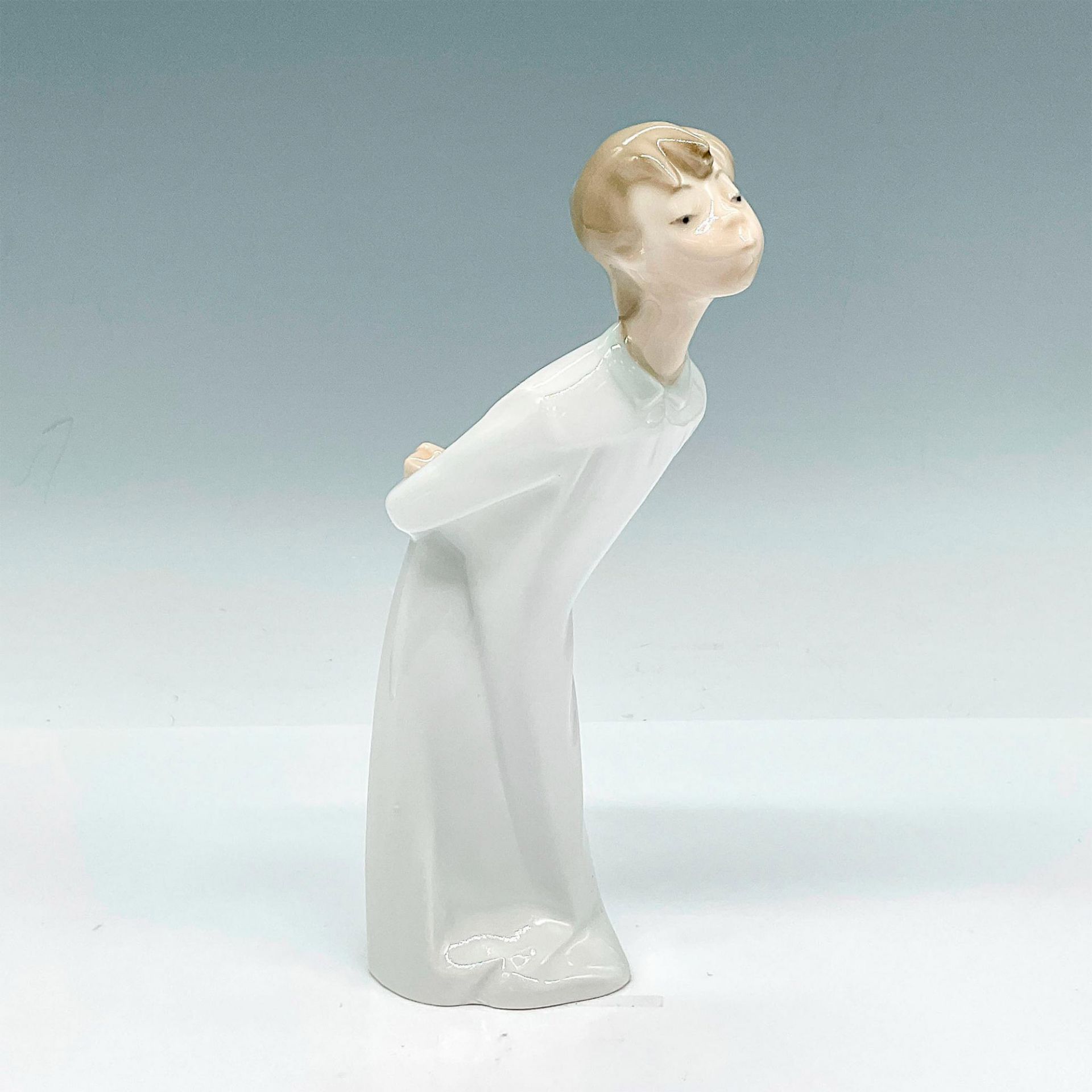 Boy Kissing 1004869 - Lladro Porcelain Figurine