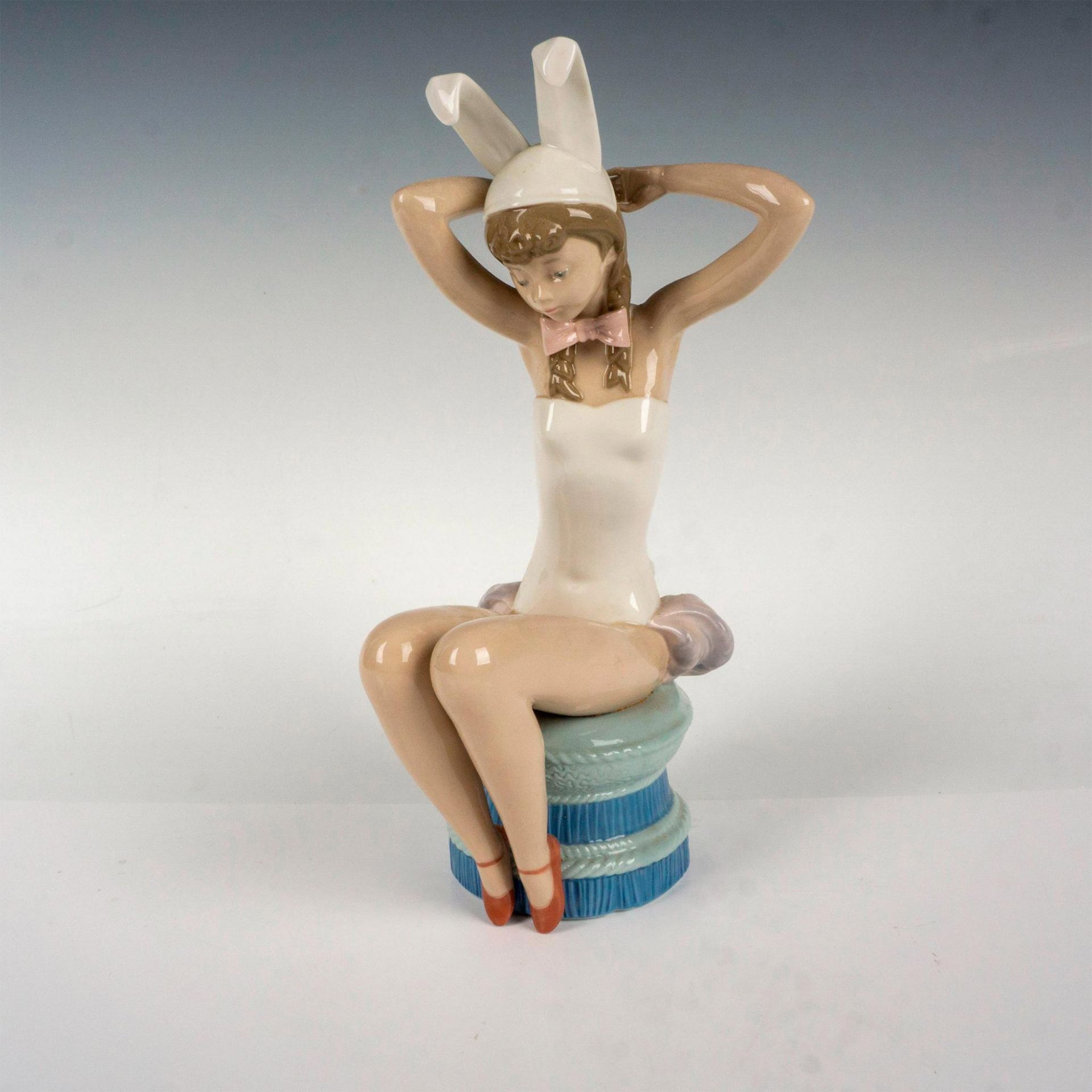 Bunny 1005163 - Lladro Porcelain Figurine