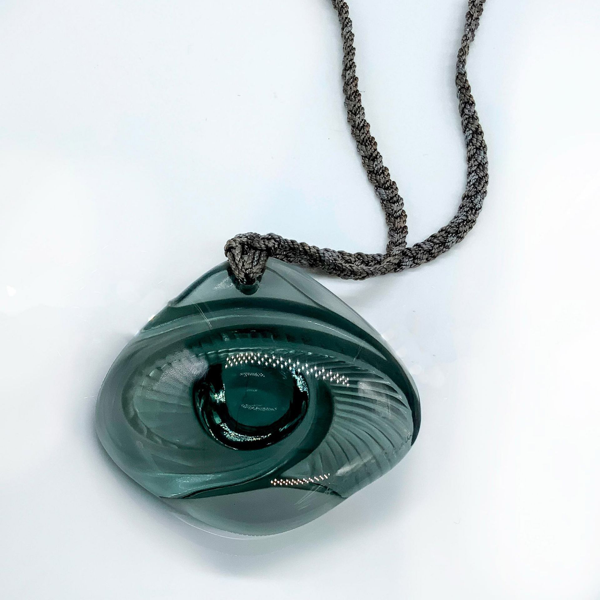 Lalique Smoky Grey Crystal Cecelia Fume Eye Pendant Necklace - Image 3 of 3