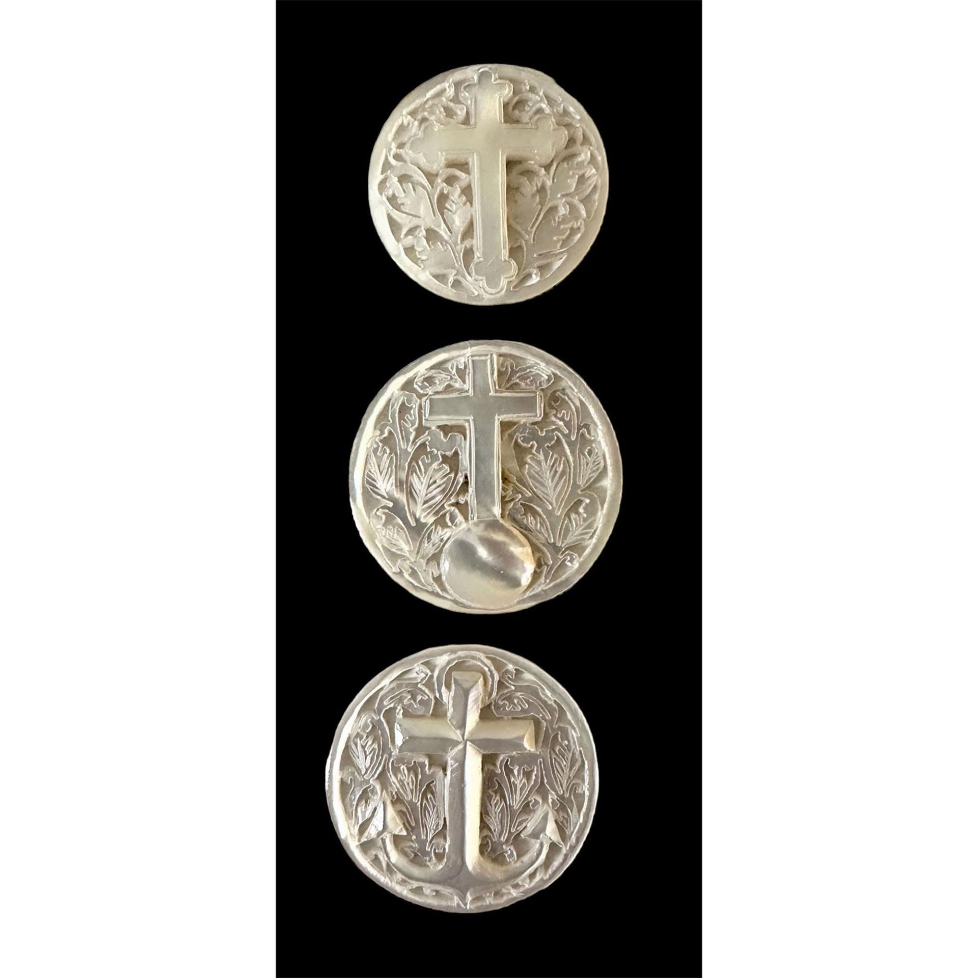 A Small Card of Division Three Bethlehem Pearl Buttons