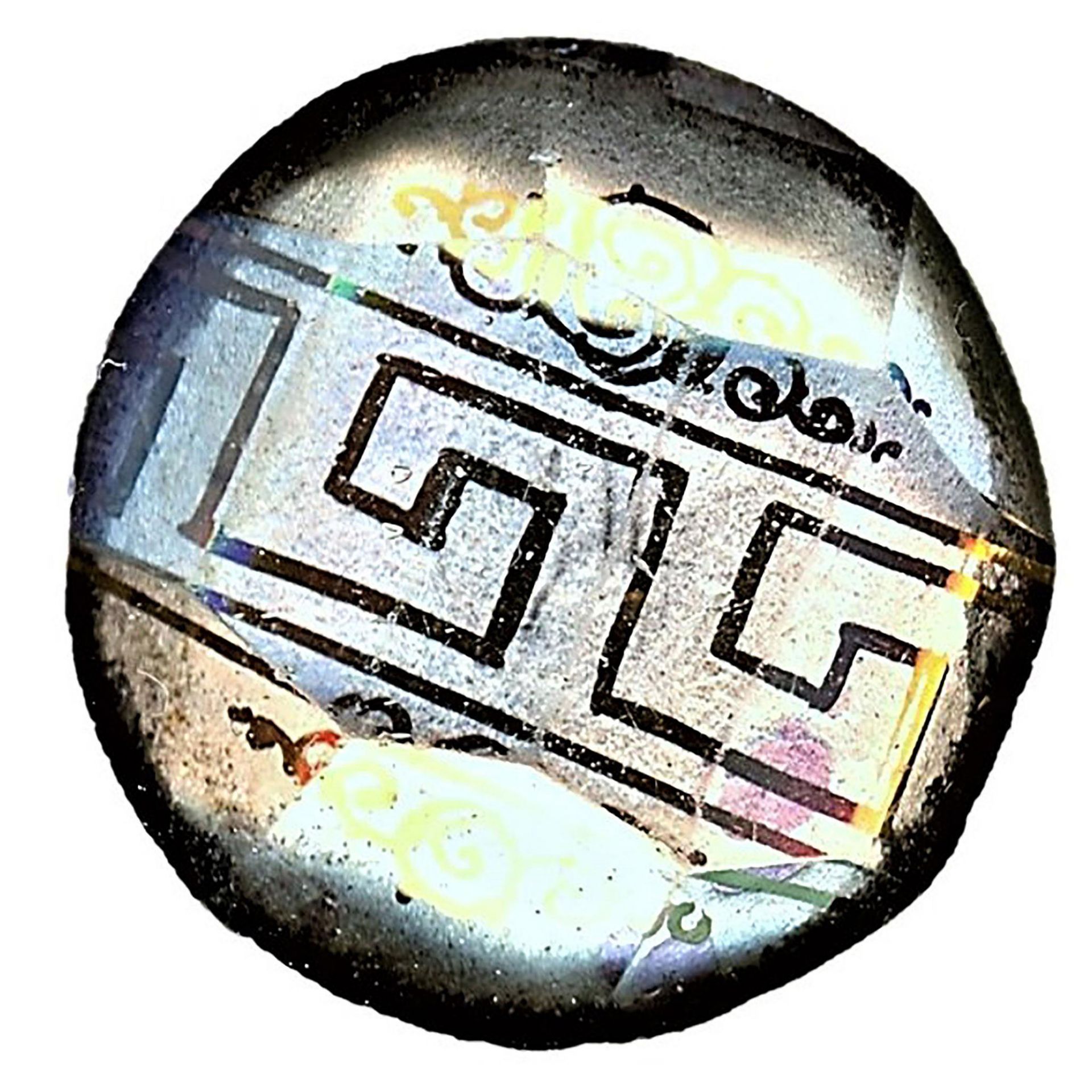 A Partial Card of Division 1 Glass Buttons - Bild 2 aus 4
