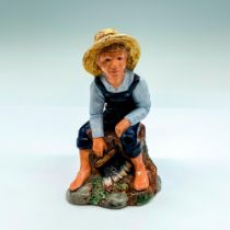 Royal Doulton Figurine, Tom Sawyer HN2926