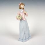 Innocence In Bloom 1007644 - Lladro Porcelain Figurine