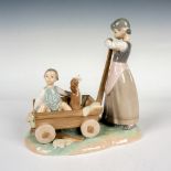 Girl With Wheelbarrow 1001245 - Lladro Porcelain Figurine