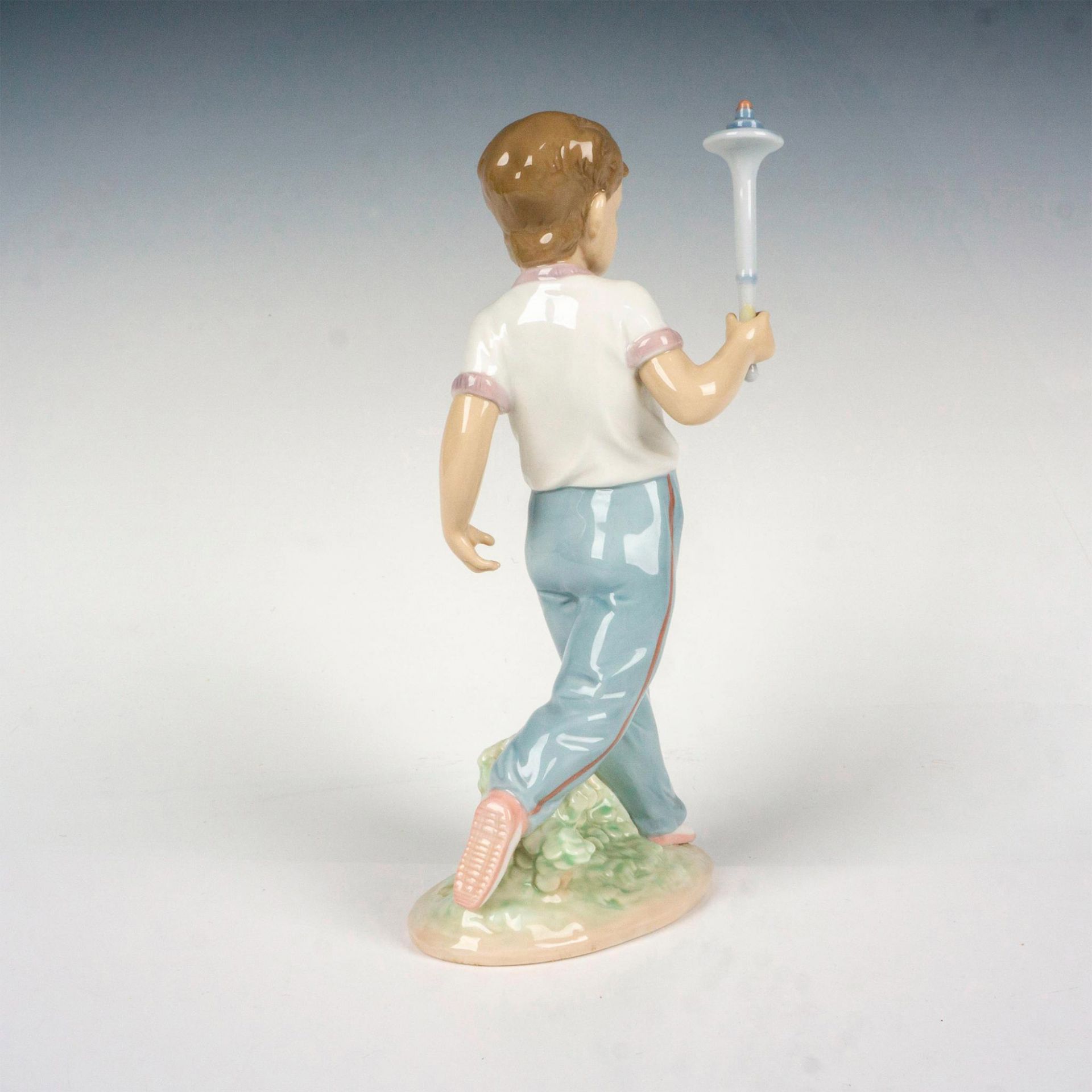 Courage (Spec Olympic) 1007522 - Lladro Porcelain Figurine - Image 2 of 4