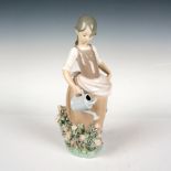 Girl With Watering Can 1001339 - Lladro Porcelain Figurine