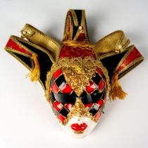 Venetian Mask, Onesta