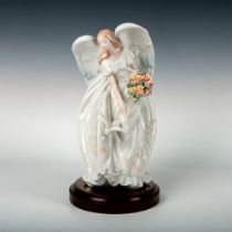 Flowers of Peace 1001867 - Lladro Porcelain Figurine