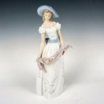 Fragrances & Colors 1006866 - Lladro Porcelain Figurine