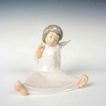 Cherub, Wondering 1004962 - Lladro Porcelain Figurine