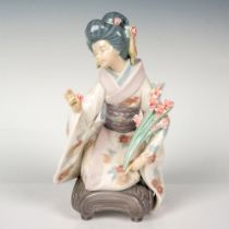 Kiyoko 1001450 - Lladro Porcelain Figurine