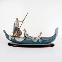 In The Gondola 1001350 - Lladro Porcelain Figurine