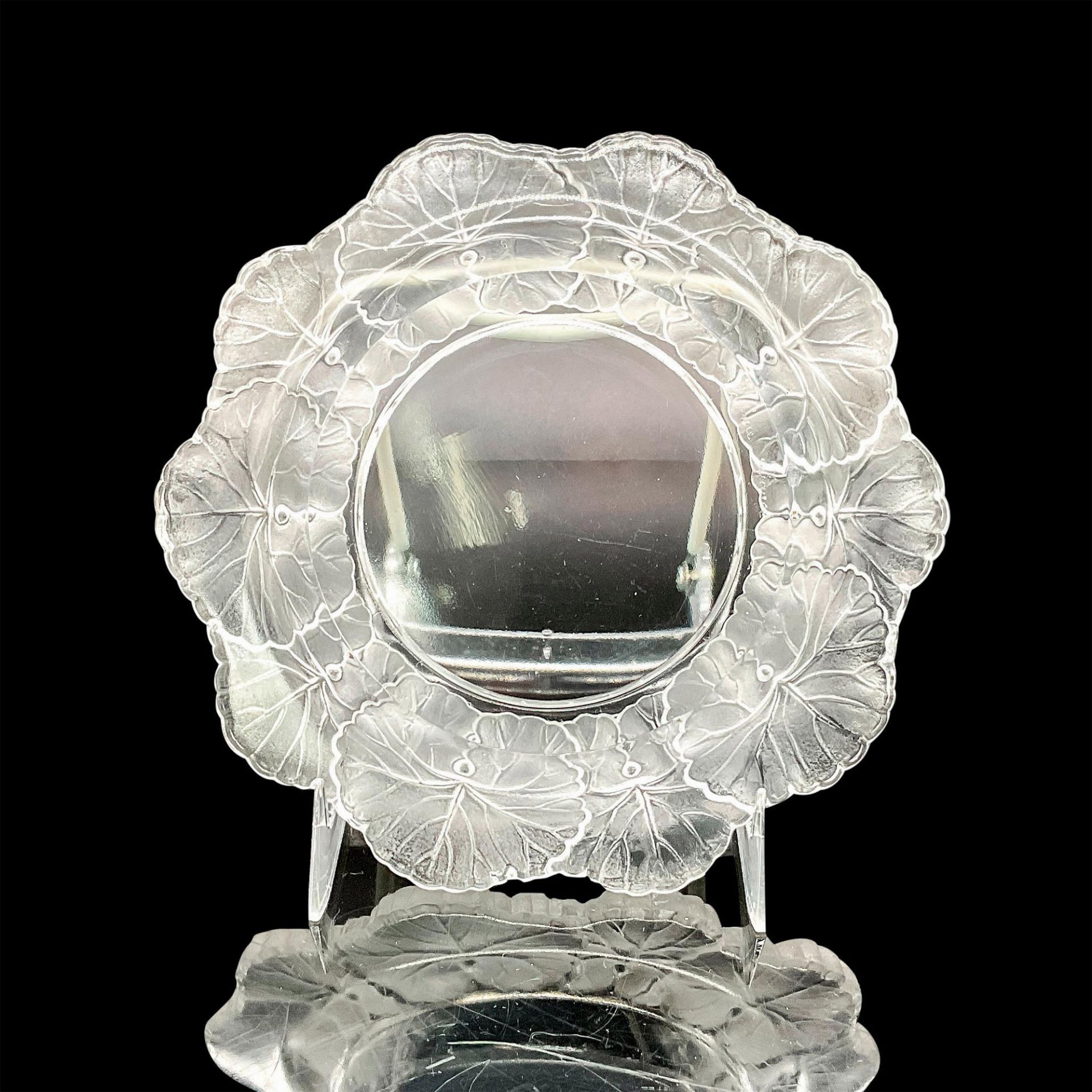 Lalique Crystal Honfleur Geranium Dish or Coaster - Image 2 of 3