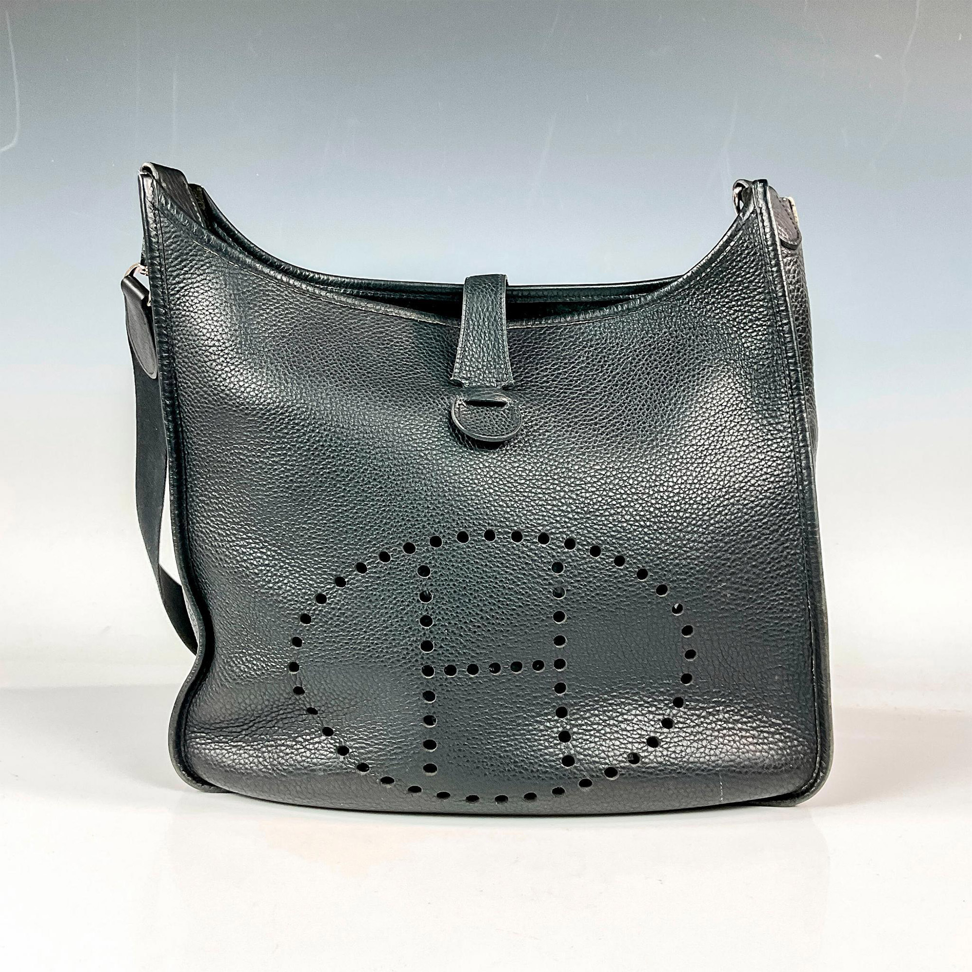 Hermes Clemence Leather Evelyne Bag - Image 2 of 9