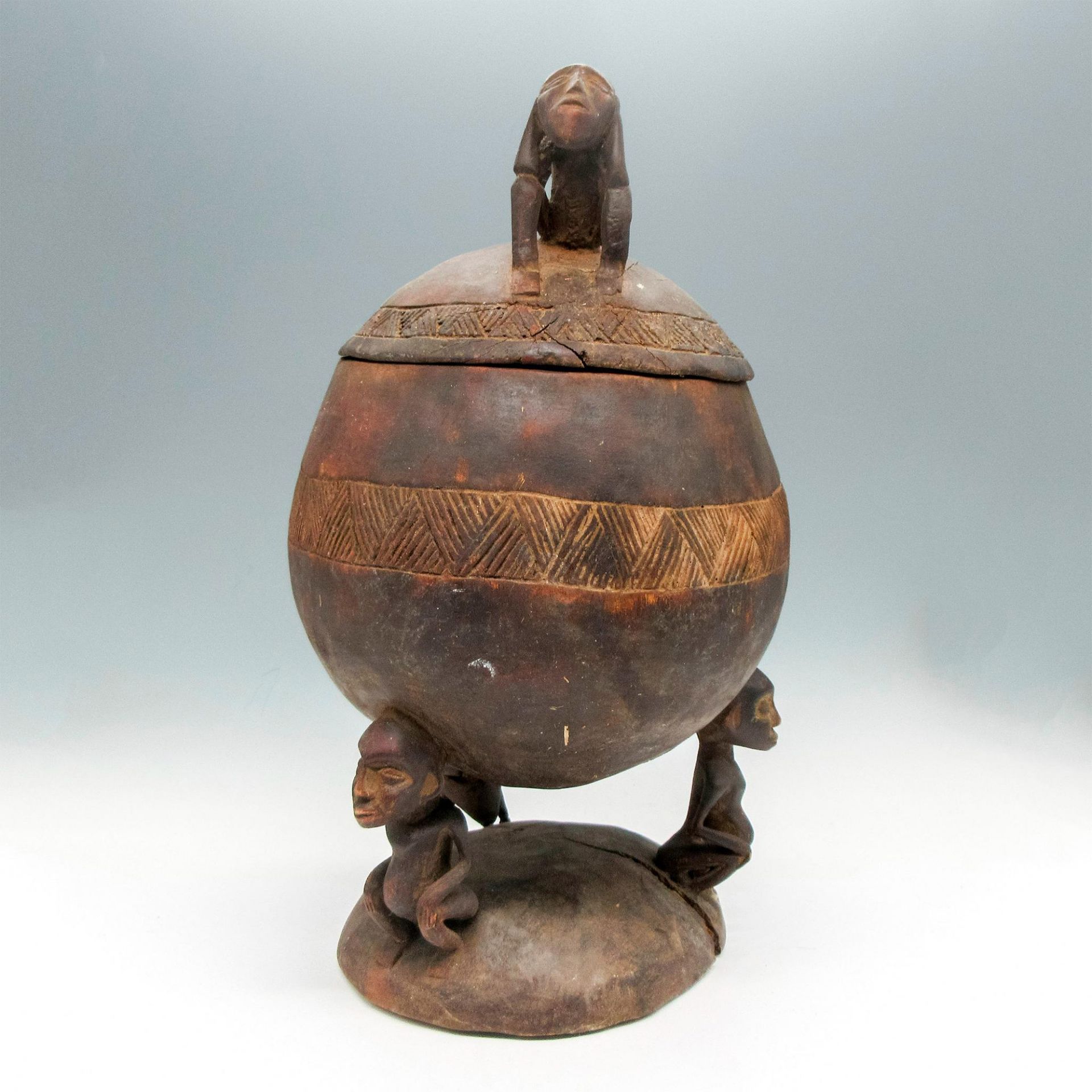 Vintage African Carved Wooden Lidded Medicine Bowl - Image 2 of 4