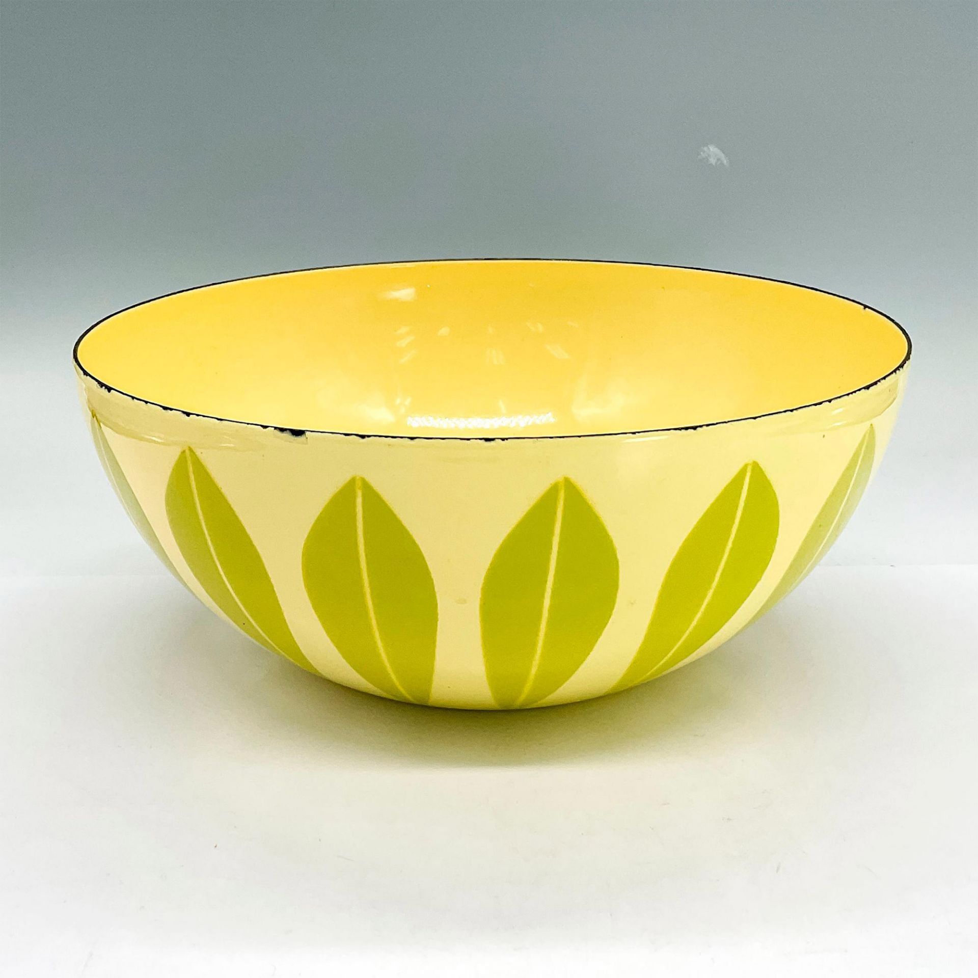 Cathrineholm Enamelware Bowl, Green Leaves on Yellow - Image 2 of 3