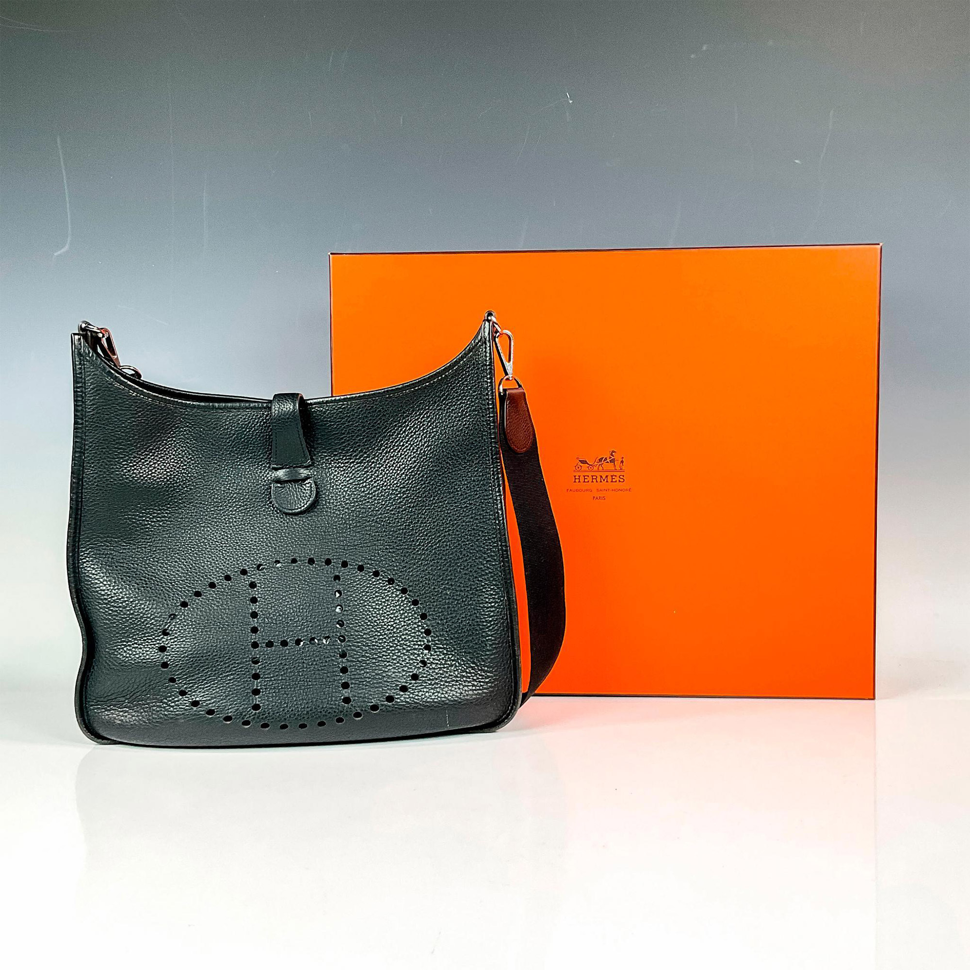 Hermes Clemence Leather Evelyne Bag