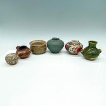 7pc Southeast Asian Decorative Ceramic Pottery Grouping