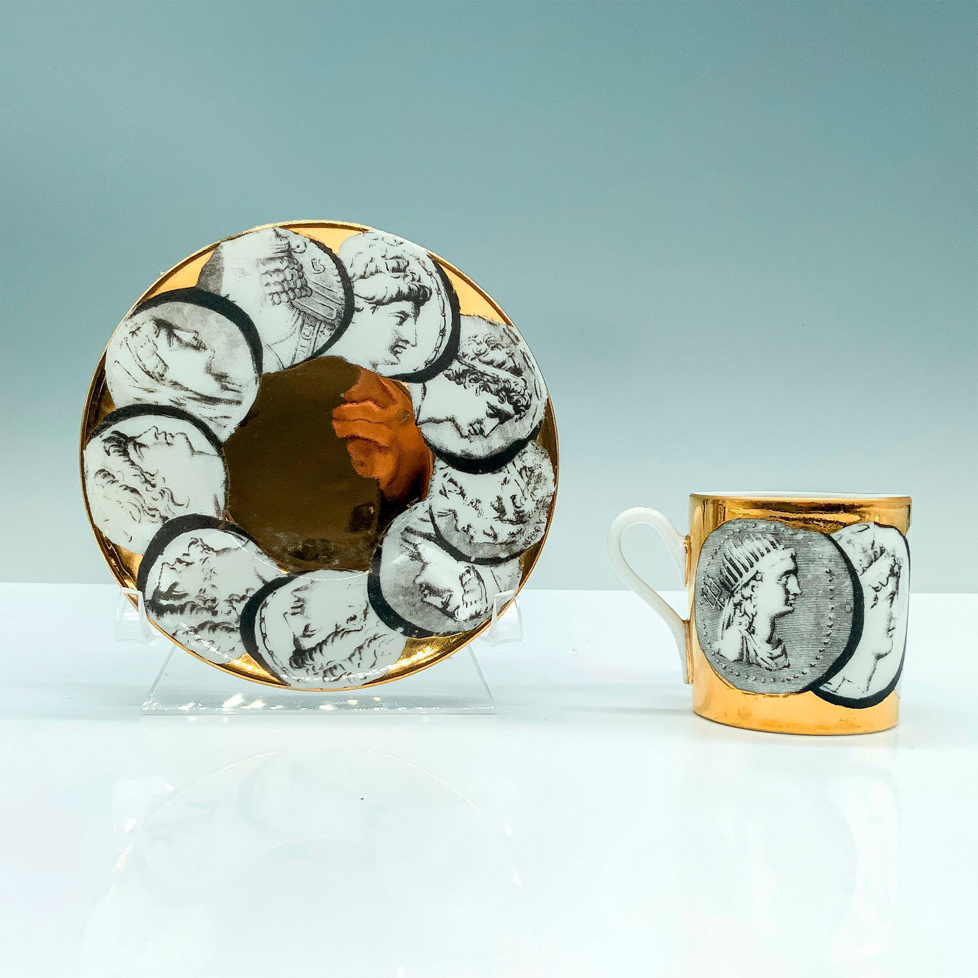 Pair of Fornasetti Demitasse Cup and Saucer - Image 2 of 3