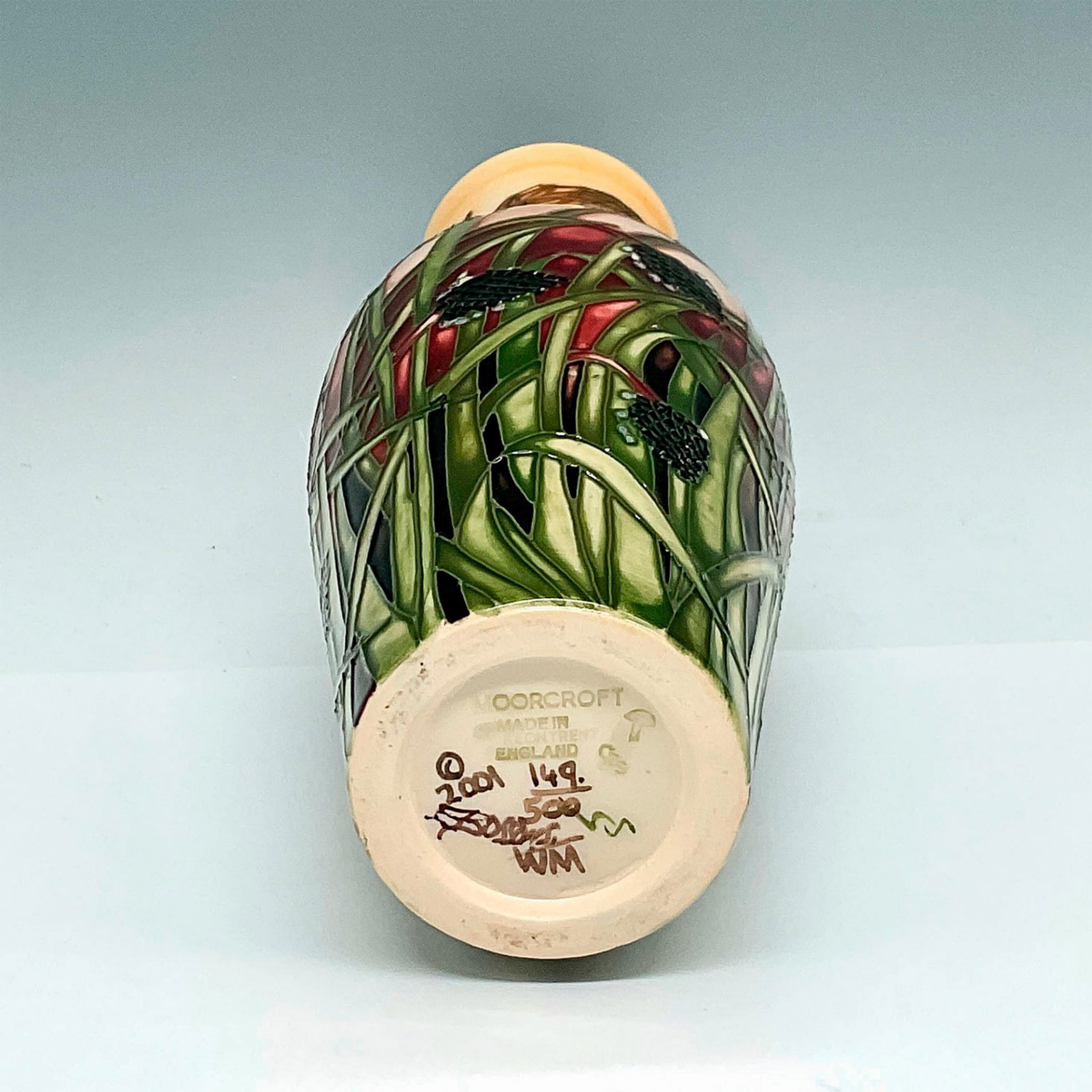 Moorcroft Pottery Emma Bossons Bramble Vase - Bild 3 aus 3