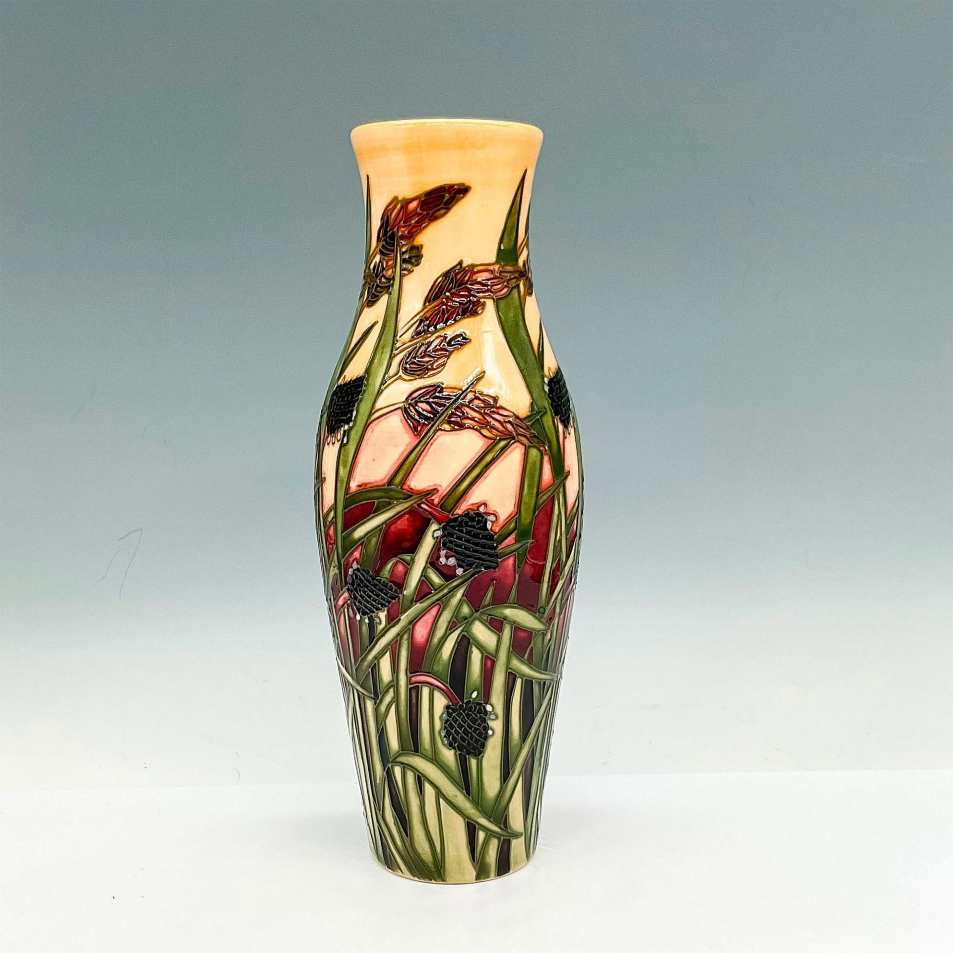 Moorcroft Pottery Emma Bossons Bramble Vase - Bild 2 aus 3