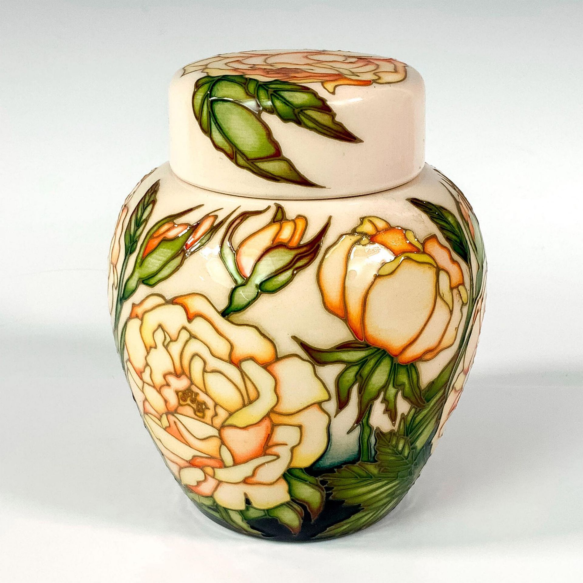 Moorcroft Pottery Trial Madame Rose Ginger Jar - Image 2 of 4