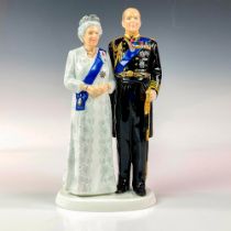 Platinum Wedding Anniversary QEII 70th Anniversary HN5874 - Royal Doulton Figurine