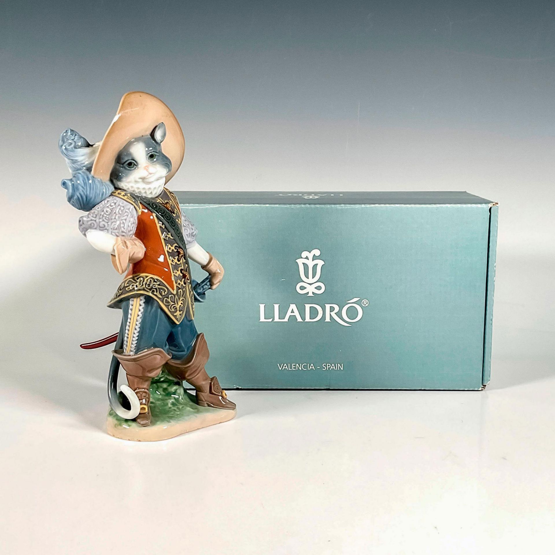 Puss In Boots 1008599 - Lladro Porcelain Figurine - Image 4 of 4