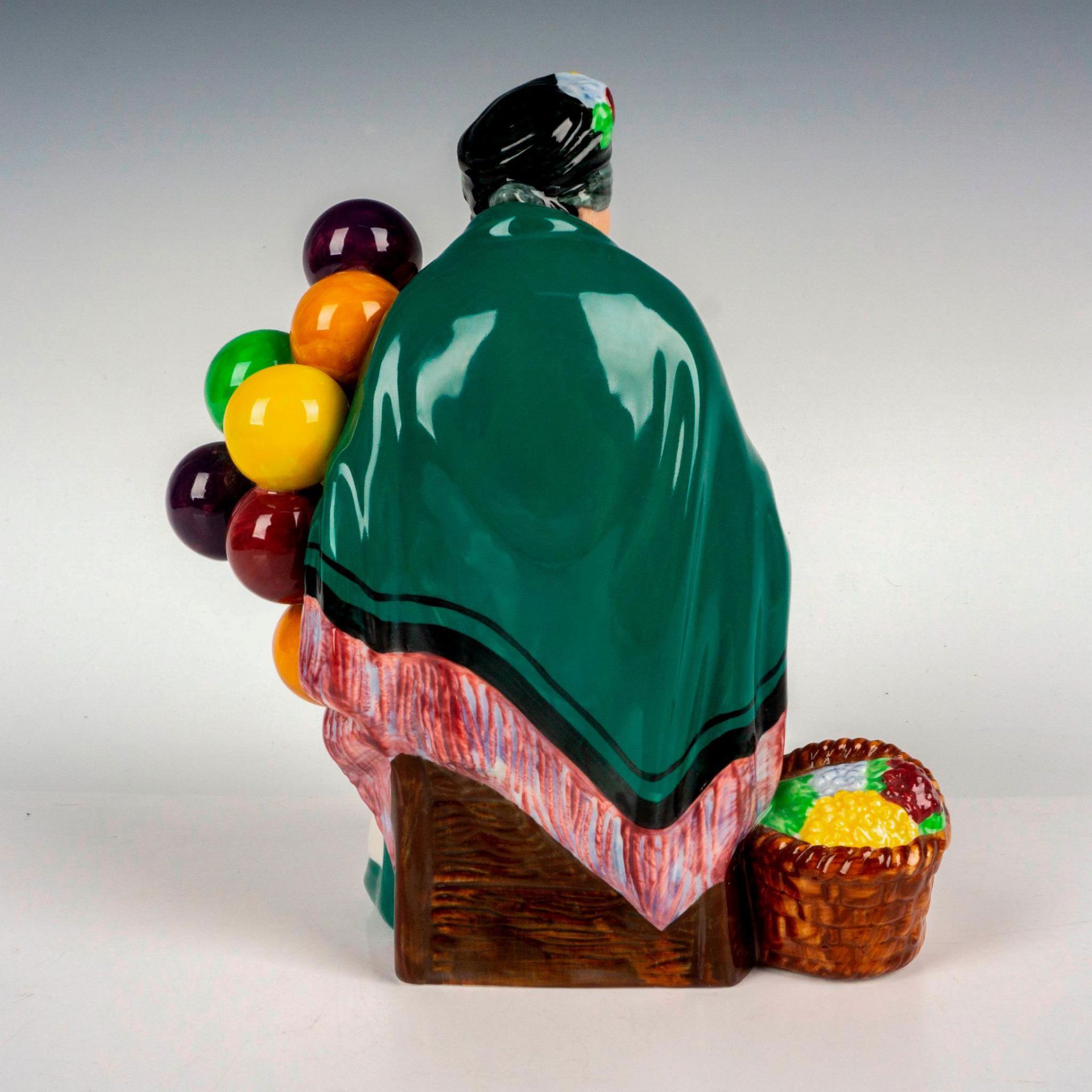 Old Balloon Seller - HN1315 - Royal Doulton Figurine - Image 2 of 3