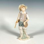 Going Fishing 1004809 - Lladro Porcelain Figurine