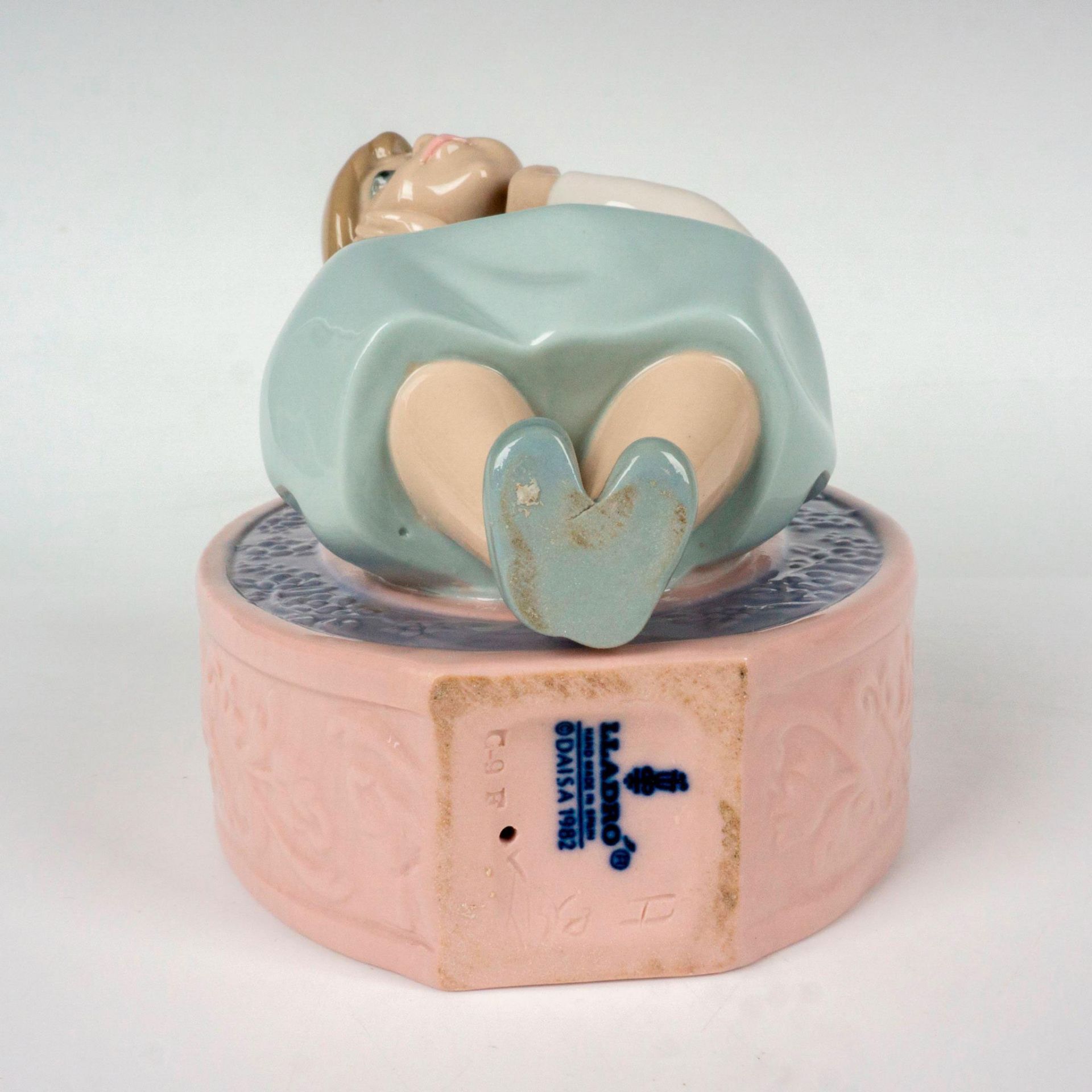 Schoolgirl O 1005148 - Lladro Porcelain Figurine - Bild 3 aus 3