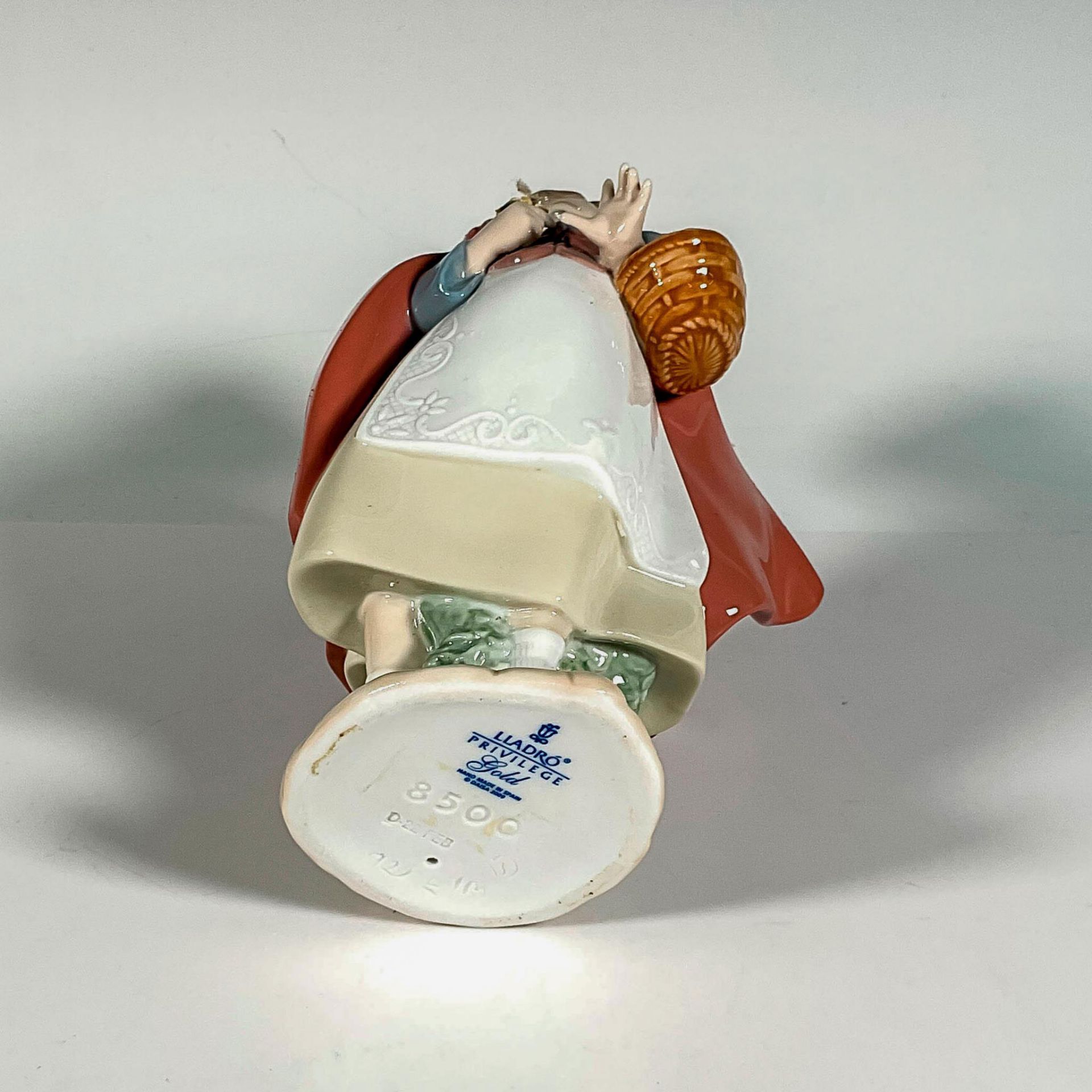 Little Red Riding Hood 1008500 - Lladro Porcelain Figurine - Bild 3 aus 4