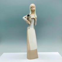 Zaphir Porcelain Figurine, Woman with Pitcher